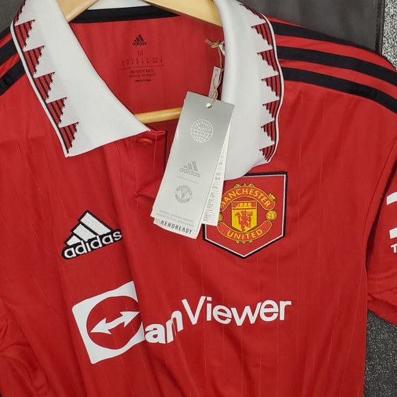 NWOT Manchester United Jersey New size M - Picture 5 of 6